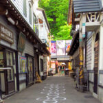 出世前広場